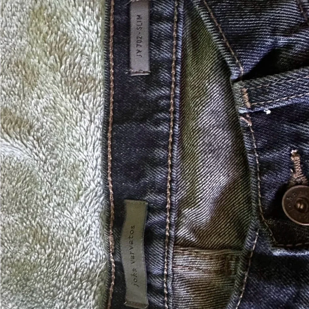 John Varvatos Deep Indigo Relaxed Jeans - Picture 3 of 3